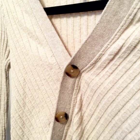 Dynamite Long Sleeve Top - Picture 2 of 2